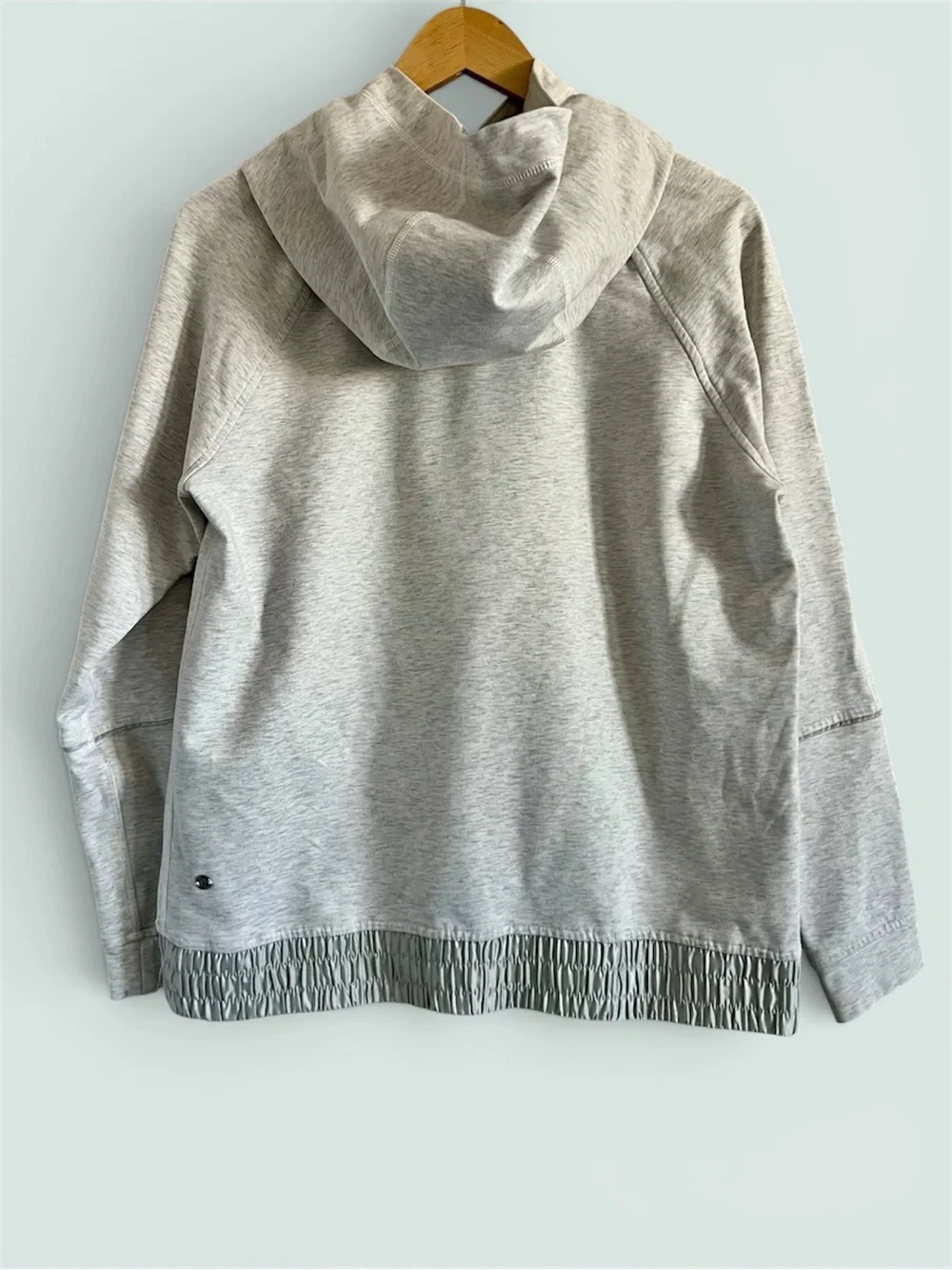 Lululemon Studio Hoodie Sage Satin Lined Size 8 Rare Wrap Hood - Picture 2 of 5